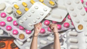 Traficante de Drogas da Dark Web é Preso e Entrega Milhões em Bitcoin após Acordo