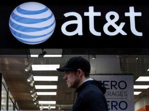 Homem perde US$ 1,8 milhão em criptomoedas por golpe de troca de SIM Card