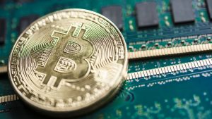 Cientista nuclear recebe multa de US$ 7.000 por mineração de Bitcoin no trabalho