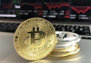 Por que o preço do Bitcoin está caindo?