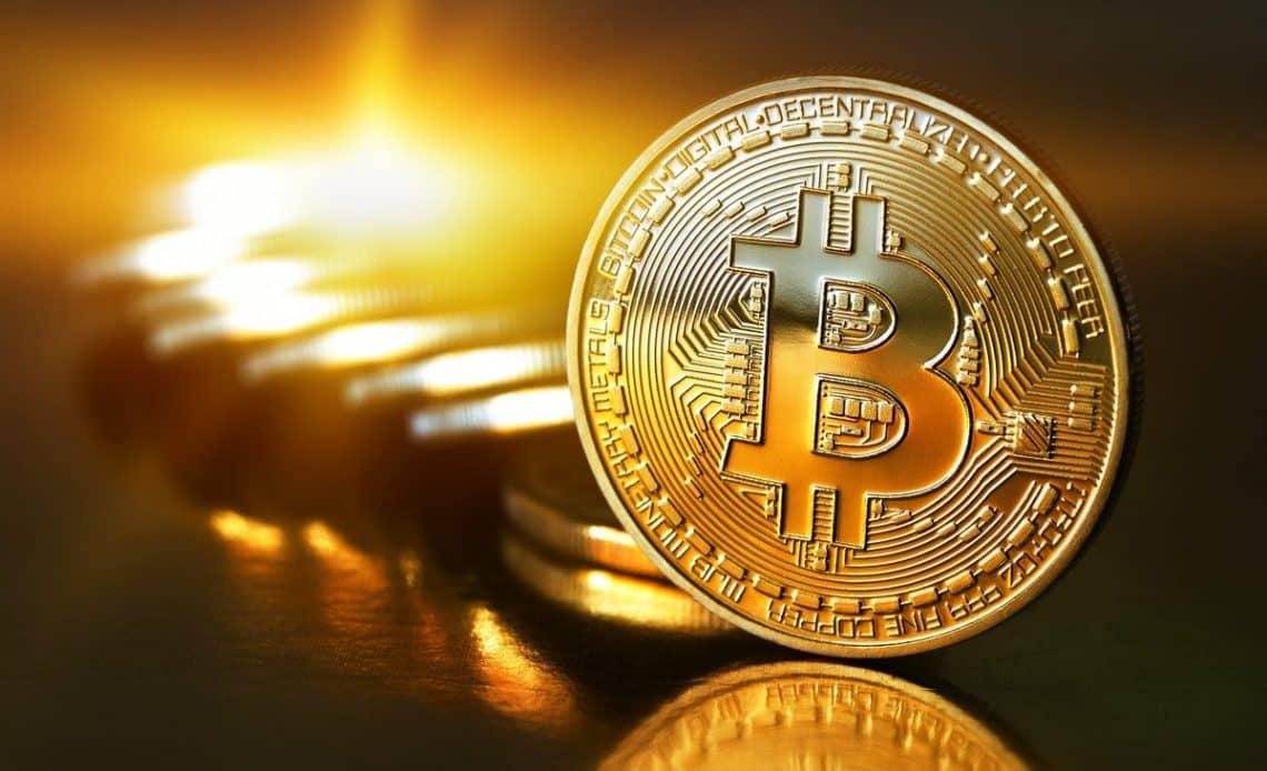 Bitcoin (BTC) está a um dia de tomar a decisão, grandes movimentos esperados adiante