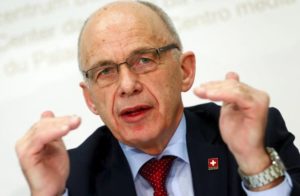Presidente da Suiça diz: "Libra do Facebook falhou"