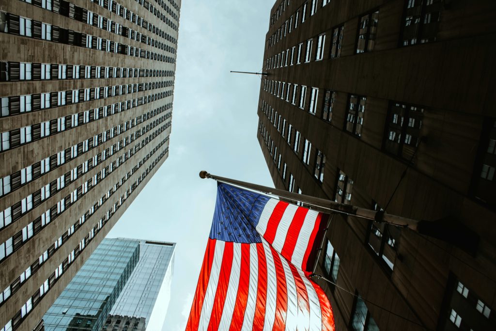 Senado aprova ajuda de US$ 484 bilhões