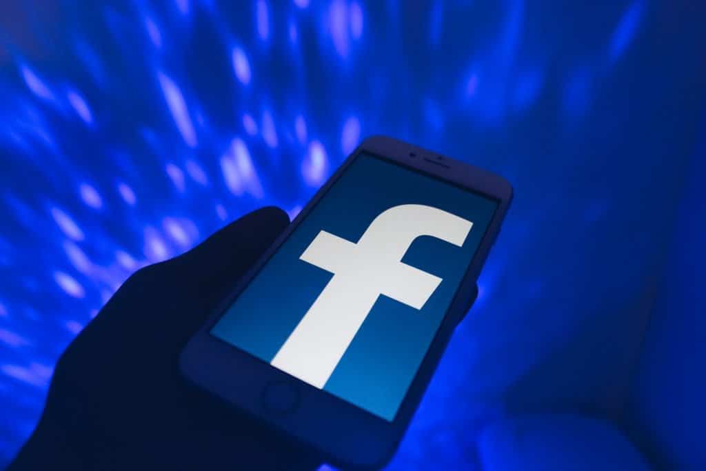 Facebook renova sua controversa carteira de criptomoedas