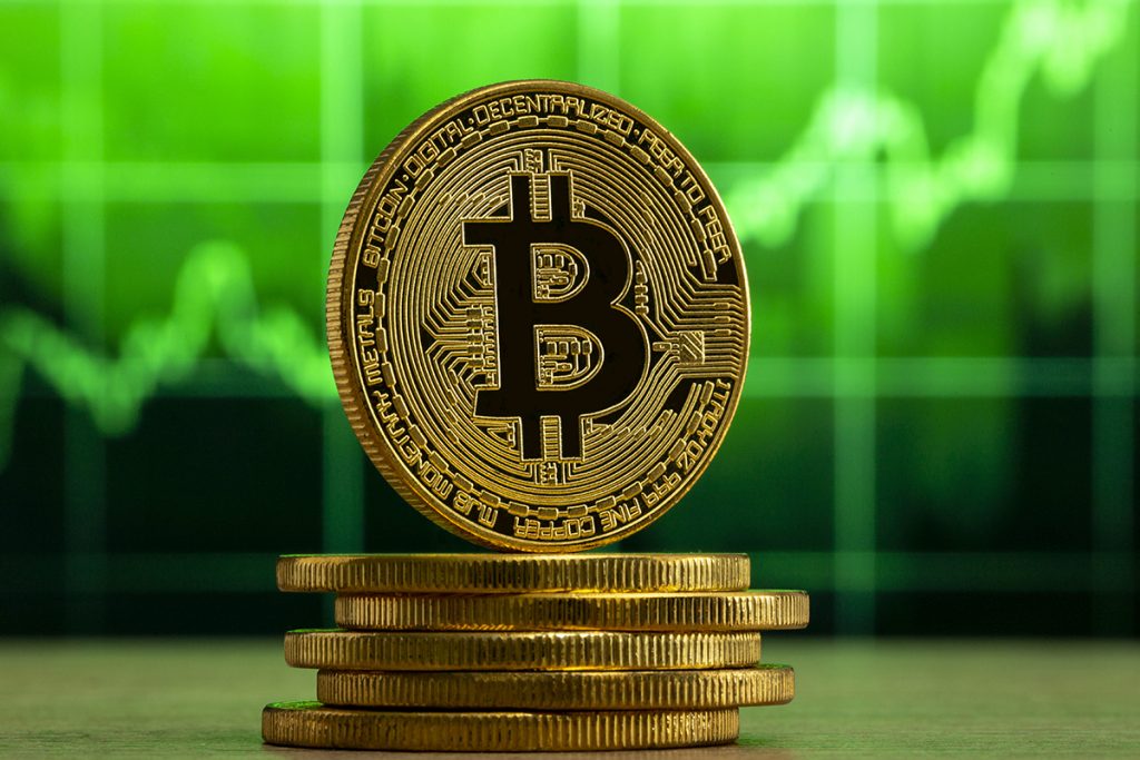 Novos endereços de Bitcoin atingiram a maior alta em dois anos