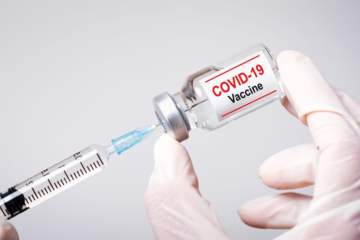 Blockchain para monitorar o armazenamento da vacina COVID-19