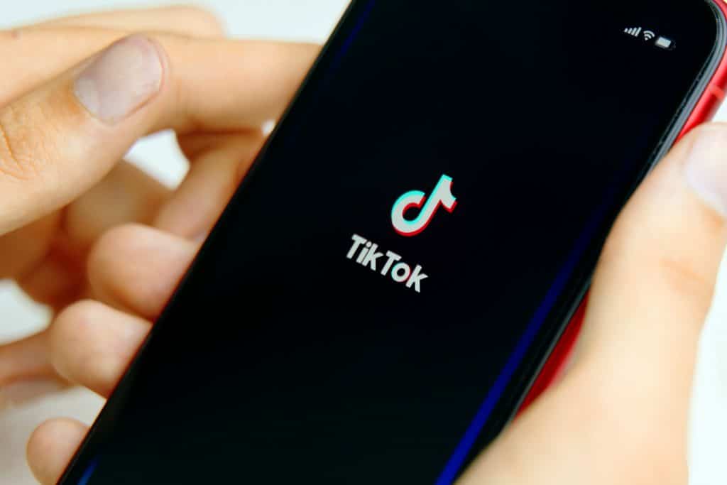 Aplicativos comerciais aproveitam a popularidade do TikTok