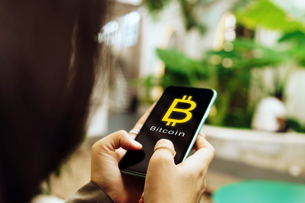 Falso APP em iPhone rouba US$600 mil em Bitcoin