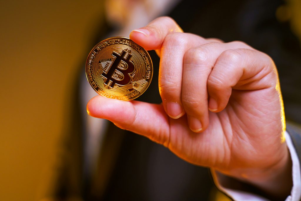 Influenciador do Instagram engana seguidores e ganha mais de US$2,5 milhões BTC