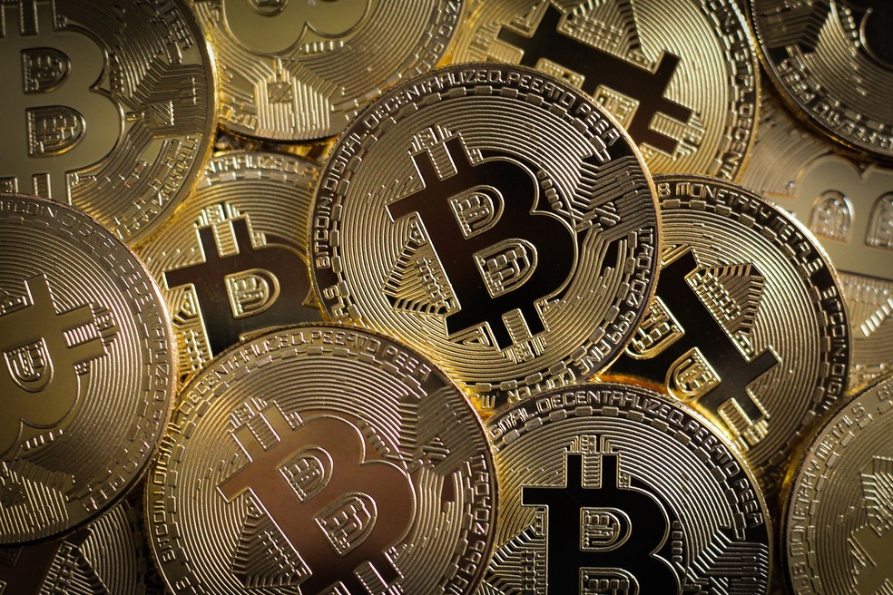 Bitcoin atinge US$ 64.863,10 e quebra o recorde de trilhões de dólares