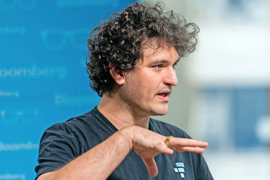 SBF tentou desestabilizar mercado para salvar FTX