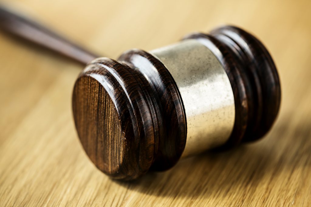 Yuga Labs e Moonpay são processadas por promover NFT com celebridades