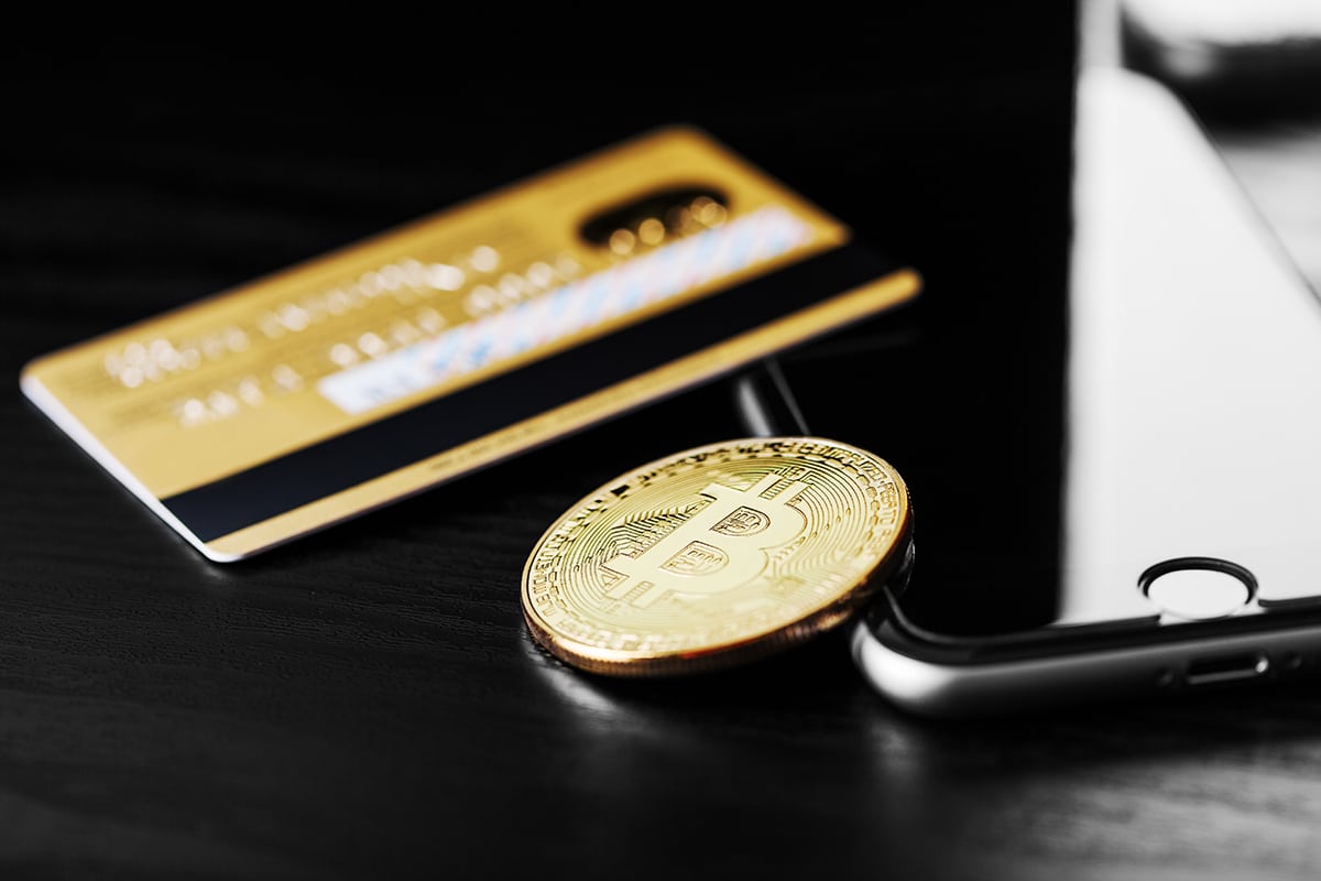 Bit2Me e Mastercard: cartão de débito de criptomoedas com cashback