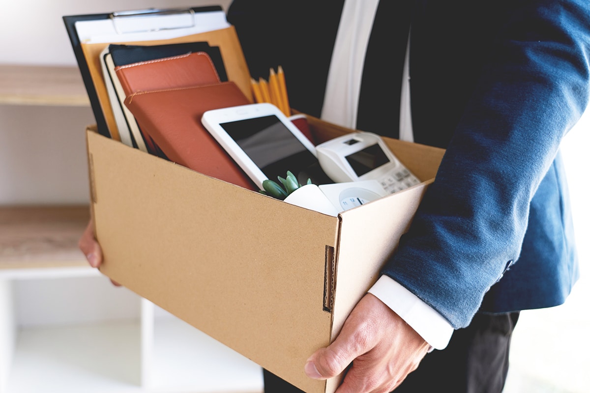 Empresas DCG demitem mais de 500 funcionários