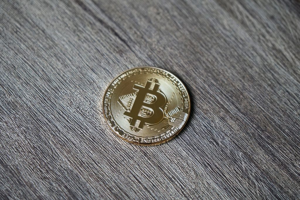 Mais de 50% do Bitcoin não se move há 2 anos