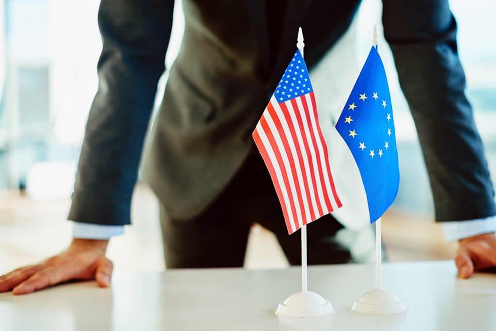 UE e EUA pressionam por código de conduta