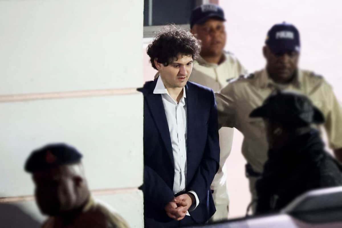 Sam Bankman-Fried é condenado a 25 anos de prisão – e comunidade criptográfica reage