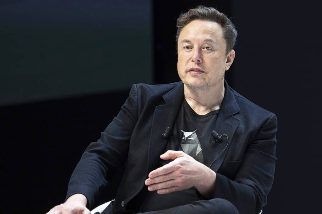 Emissora é hackeada e golpistas usam deepfake de Elon Musk