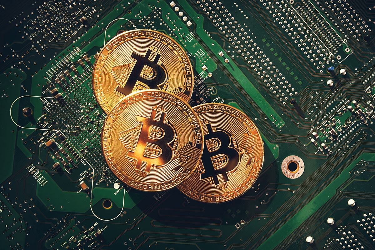 Lucratividade de mineradores cai para níveis recordes