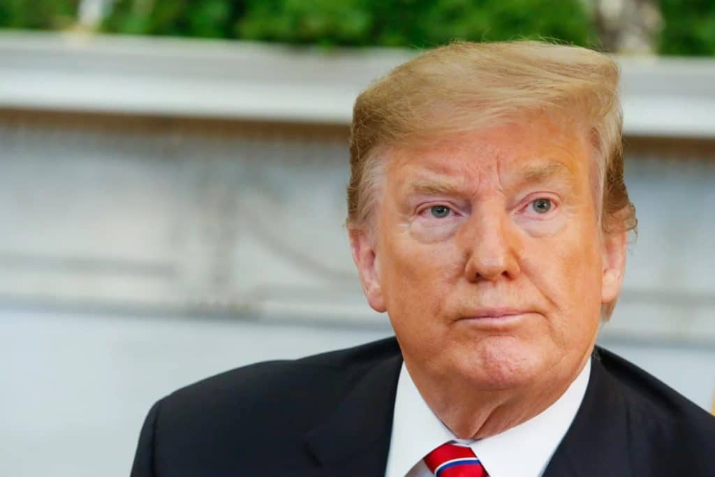 Ether e altcoins caem enquanto Trump aumenta tarifas