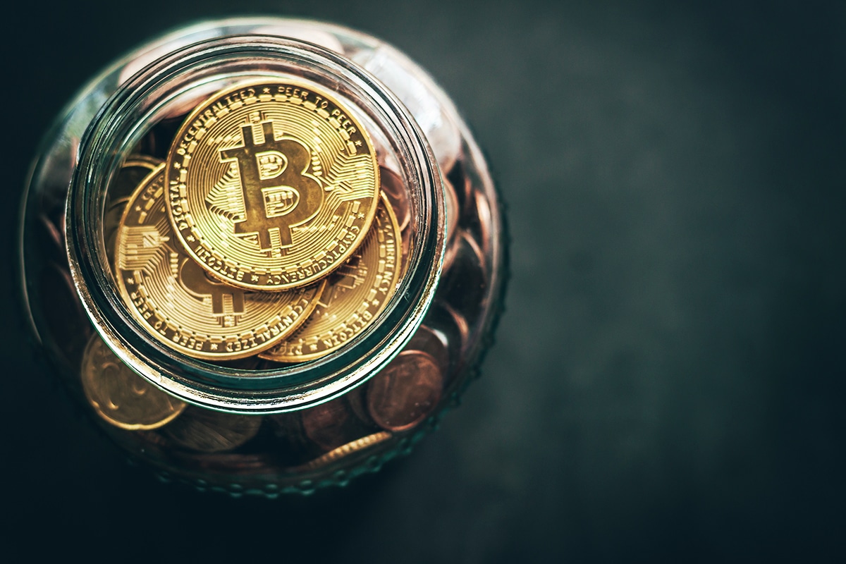 Quais os riscos associados a uma reserva de Bitcoin?