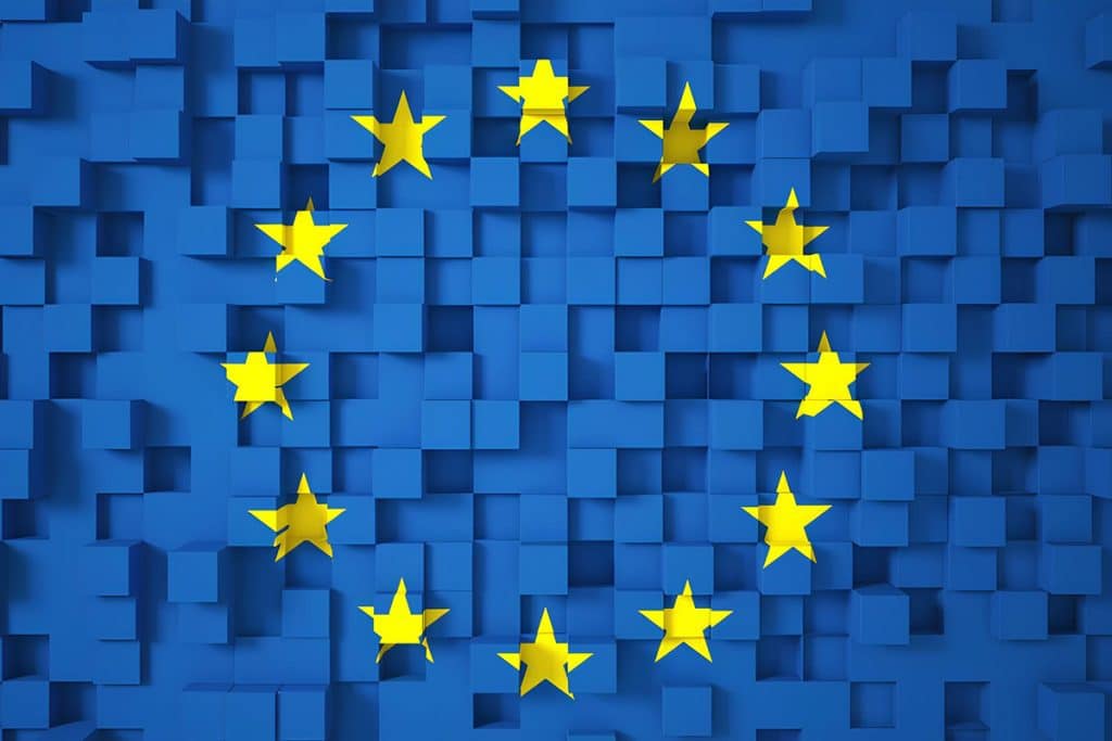 UE aprova 10 emissores de stablecoins sob o MiCA