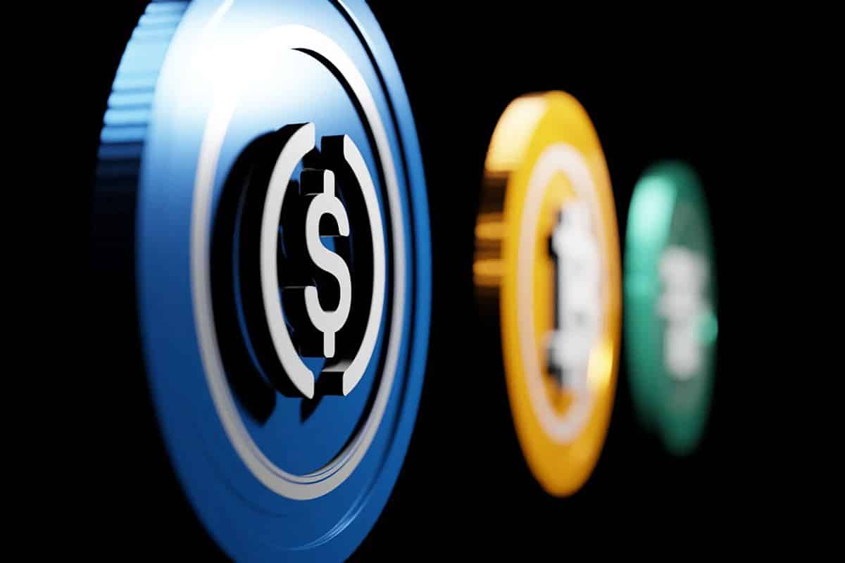 Oferta de stablecoins cresce, sinalizando meio do ciclo de alta
