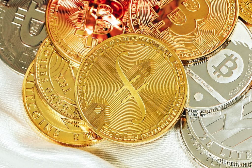 'Bancos precisam adotar criptomoedas ou serão extintos'