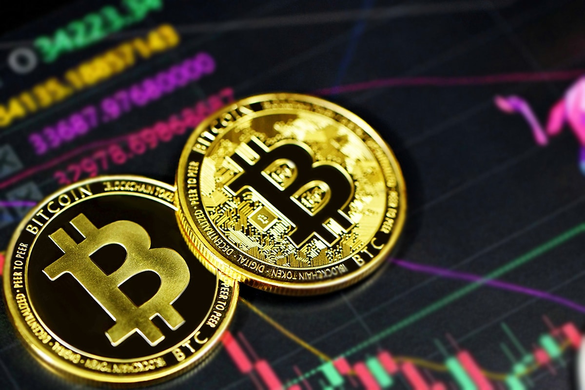 Bitcoin pode atingir US$ 210 mil em 2025