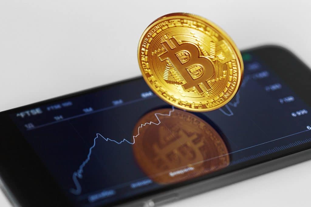 Bitcoin ultrapassa US$ 110.000 pela primeira vez