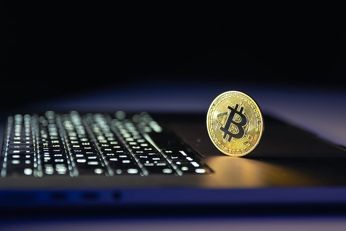 Bitcoin supera brevemente o valor de mercado do Google