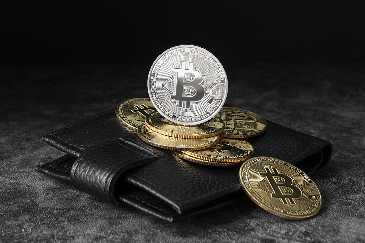 Mercado mostra sinais de exaustão com Bitcoin em baixa