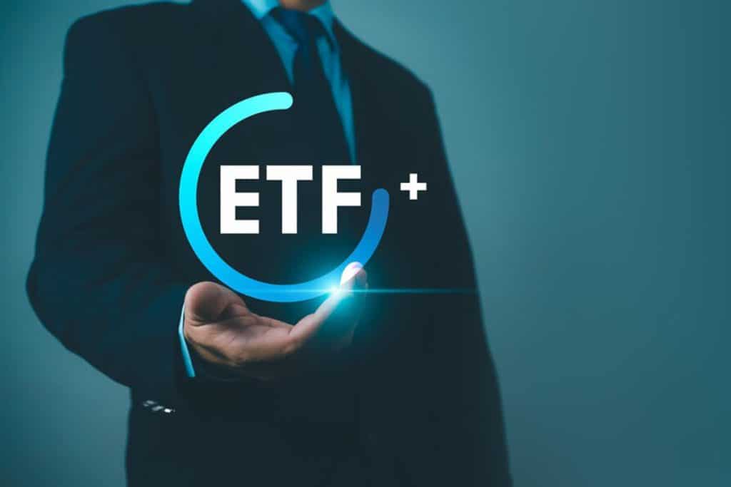 ETFs de Bitcoin se recuperam em meio a uma mudança econômica