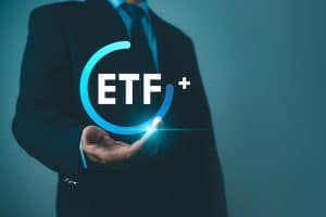 ETFs de Bitcoin se recuperam em meio a uma mudança econômica