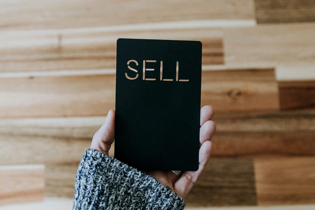 Liquidações disparam e revelam um mercado frágil