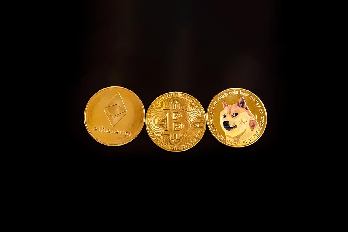 A engenharia social custou bilhões às criptomoedas em 2025