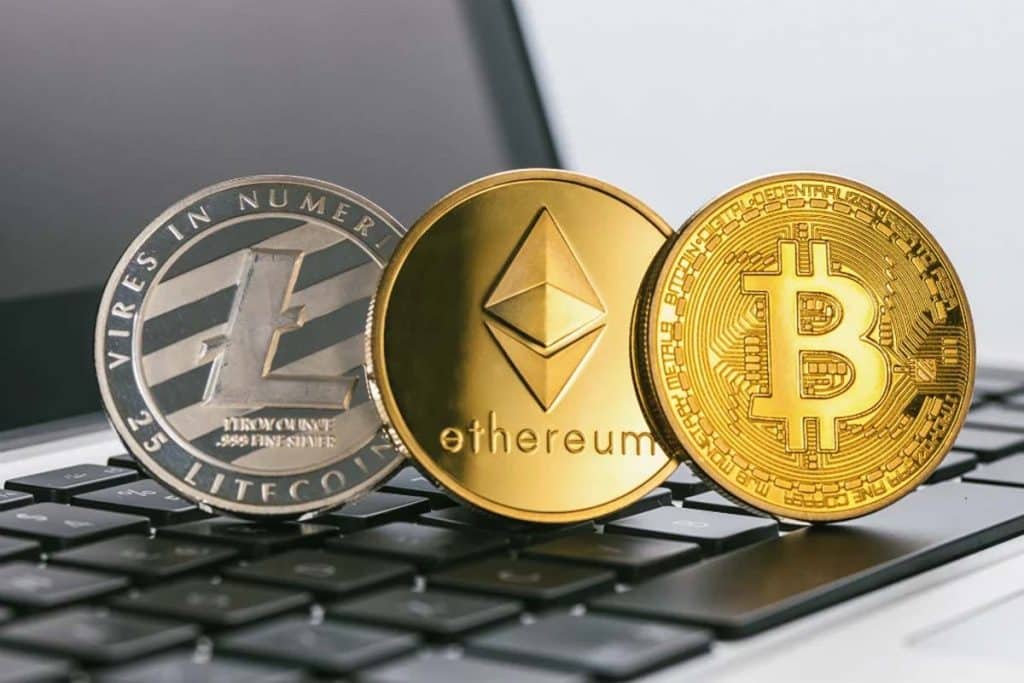 Institucional mantêm aposta em criptomoedas mesmo após queda