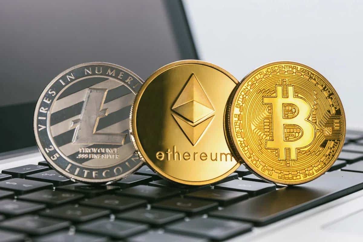 Institucional mantêm aposta em criptomoedas mesmo após queda