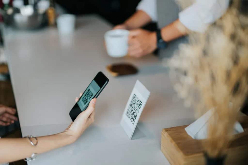 Pagamentos digitais dispara com QR Code e agentes de IA