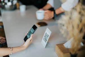 Pagamentos digitais dispara com QR Code e agentes de IA