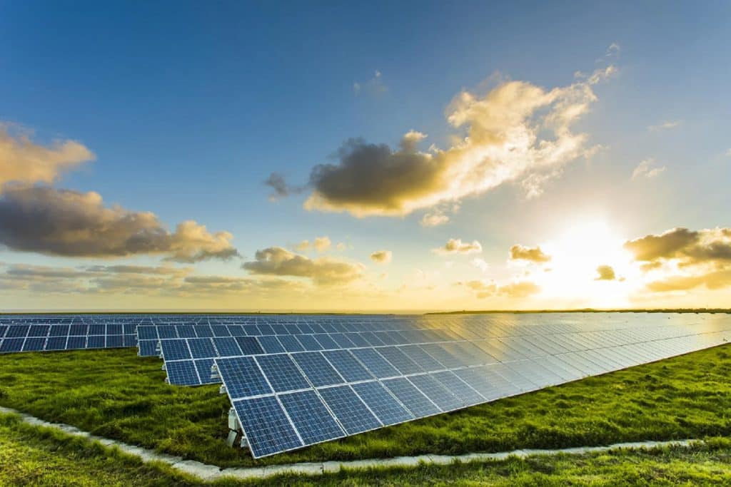 Paraíba testa moeda digital ligada à energia solar em comunidades carentes