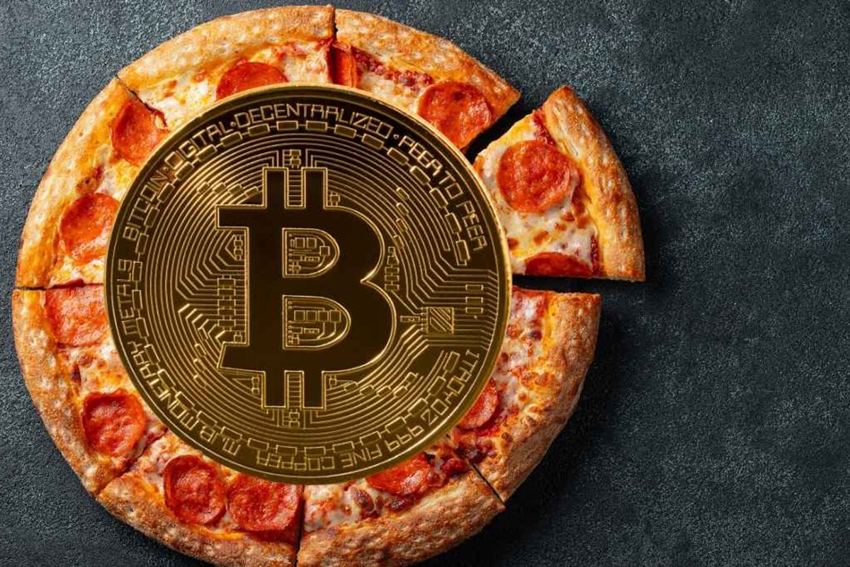 16 anos após o Pizza Day, Bitcoin gasto supera 700 milhões de dólares