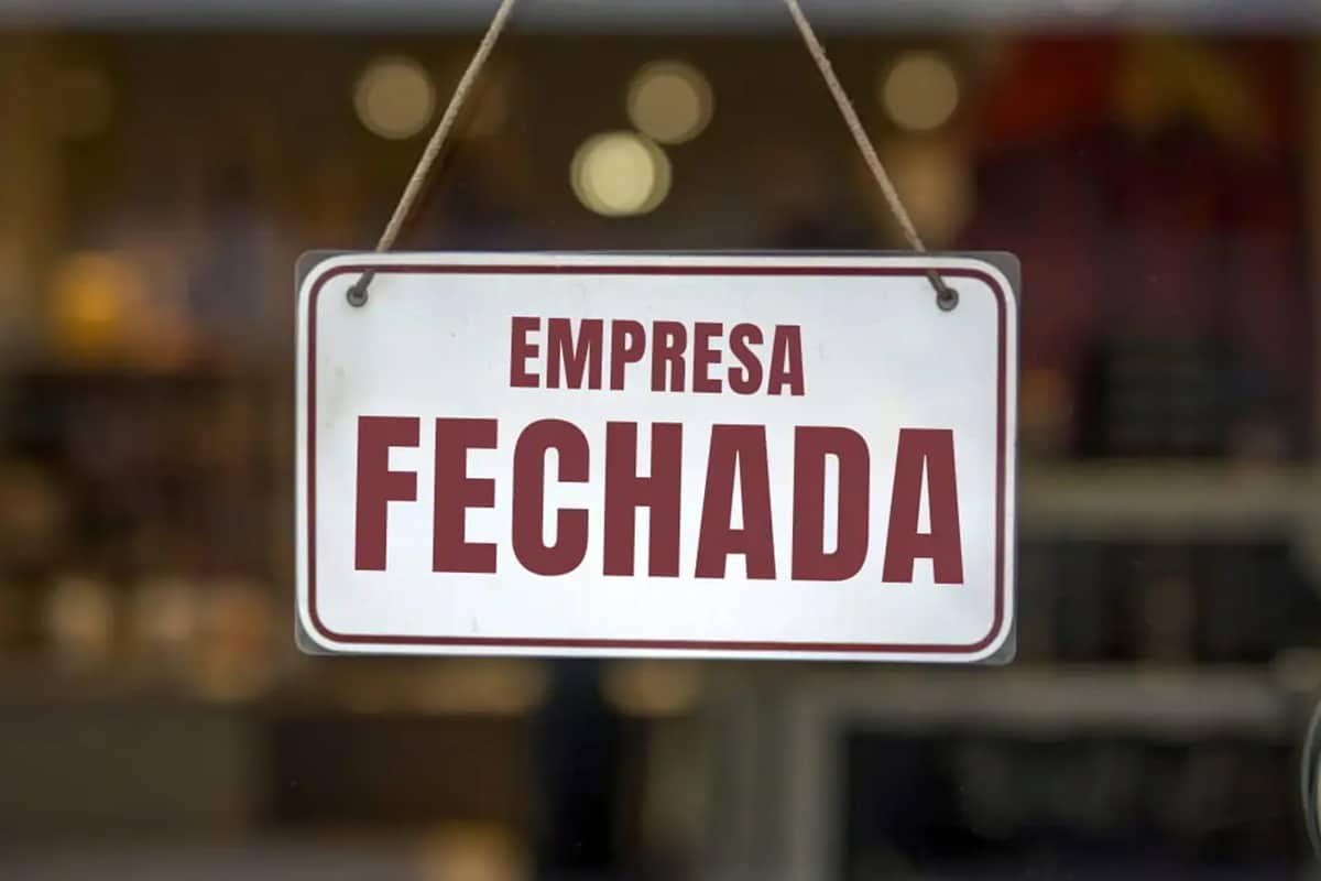 5 empresas fecham em meio à queda do mercado de criptomoedas