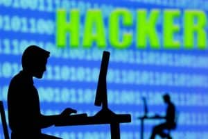 Hackers exploram vulnerabilidade em softwares de desenvolvimento