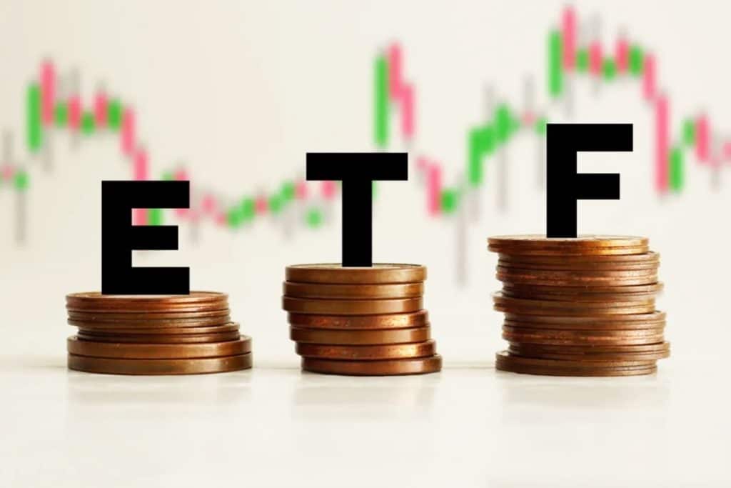 ETFs de Bitcoin revertem saídas do ano