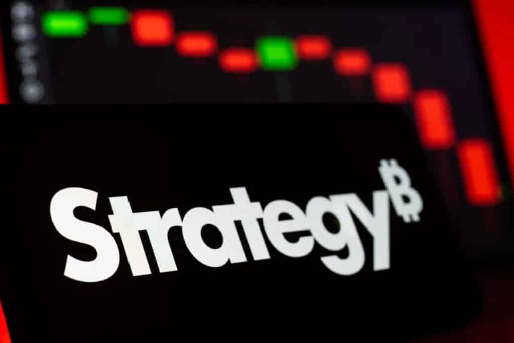 STRATEGY sinaliza retomada de compras de Bitcoin
